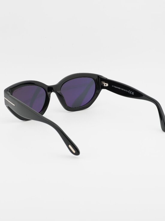 Tom Ford Penny FT1086 01A Sunglasses Black Cat Eye Frame, Smoke Lenses main image 5